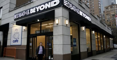 Stocks making the biggest moves midday: 3M, Paccar, Bed Bath & Beyond and more