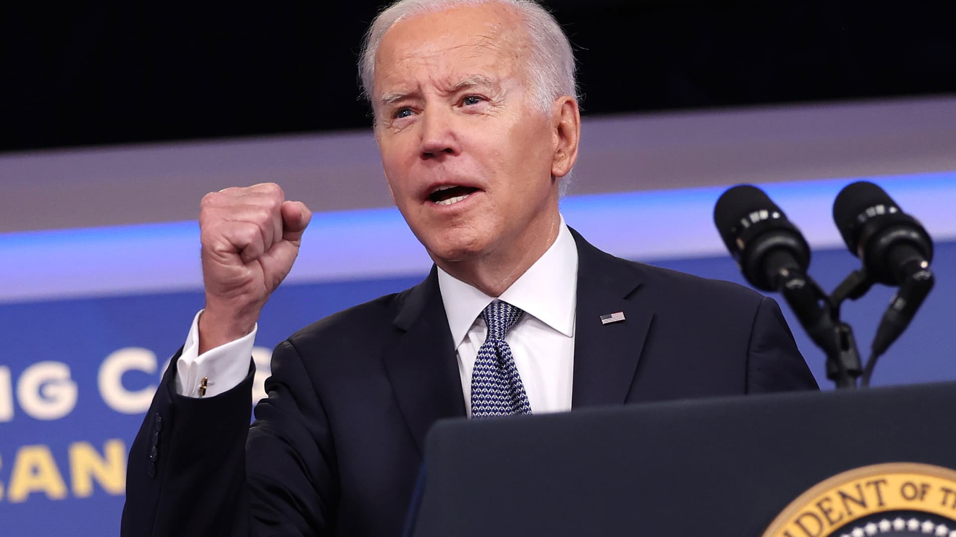 Biden's stock buyback tax isn't working. In State of the Union, he's asking Congress for more