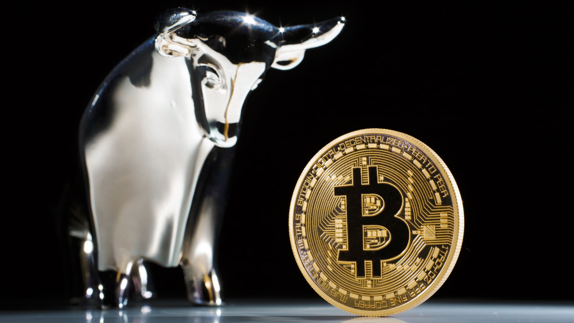 Bitcoin's 2023 rally gathers steam as cryptocurrency briefly tops $23,000