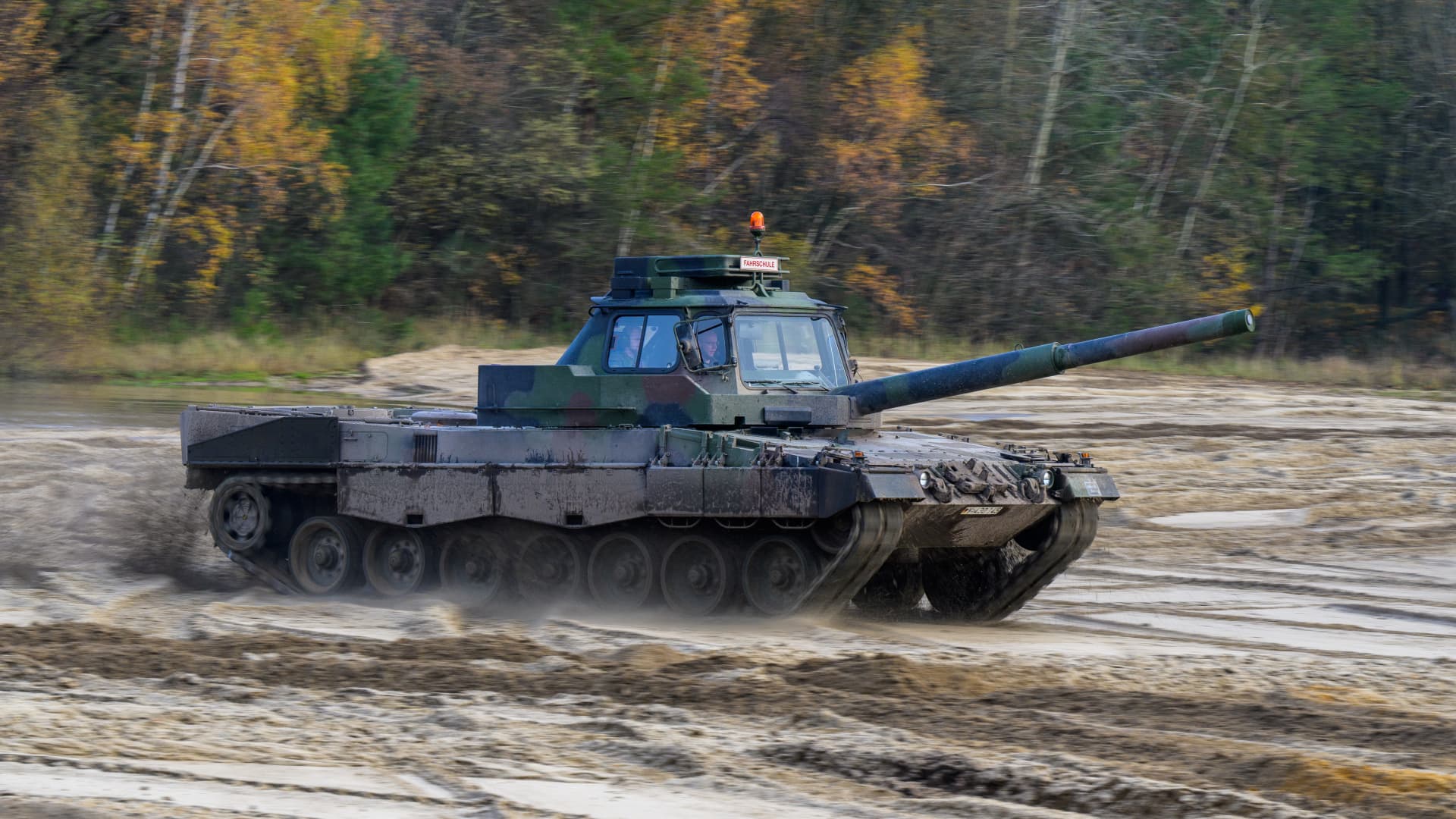 A Leopard 2 A4 main battle tank.