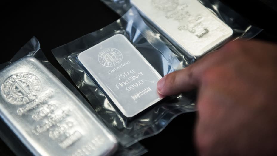 Metals: Silver prices could hit a 9-year high in 2023, outpacing gold