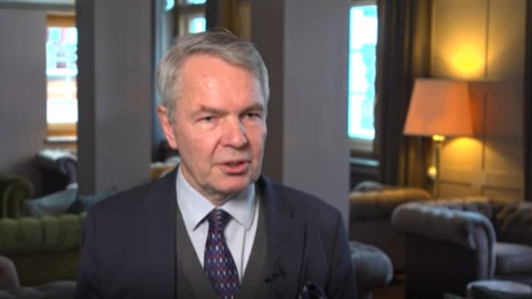 Finse minister van Buitenlandse Zaken: we moeten voorbereid zijn op een langdurig conflict in Oekraïne