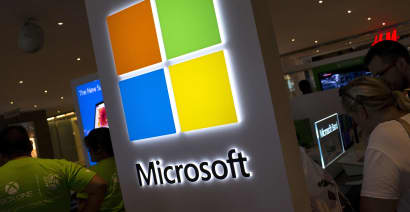 Microsoft users hit with global cloud outage that impacted products like Teams and Outlook