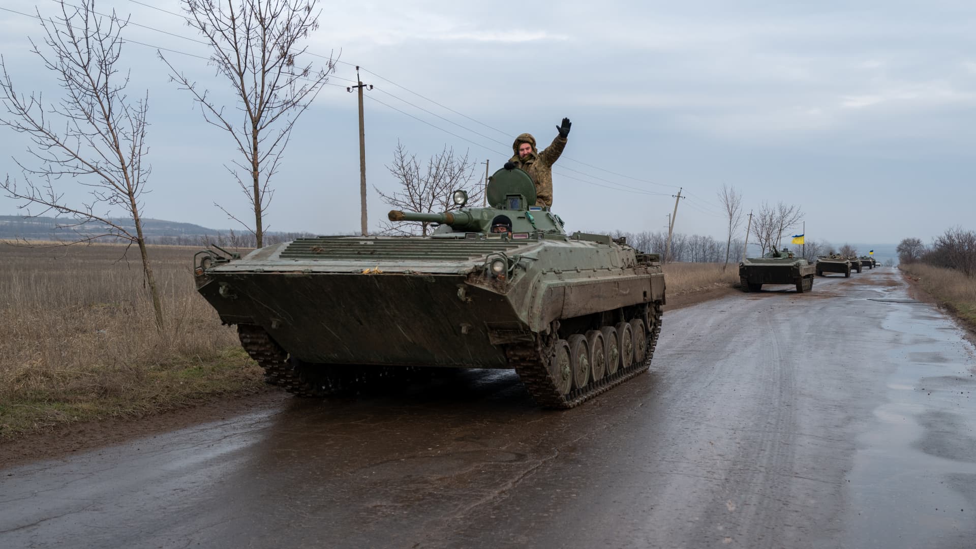 Allies provide extra weapons to Ukraine, however no selections have been made on tanks