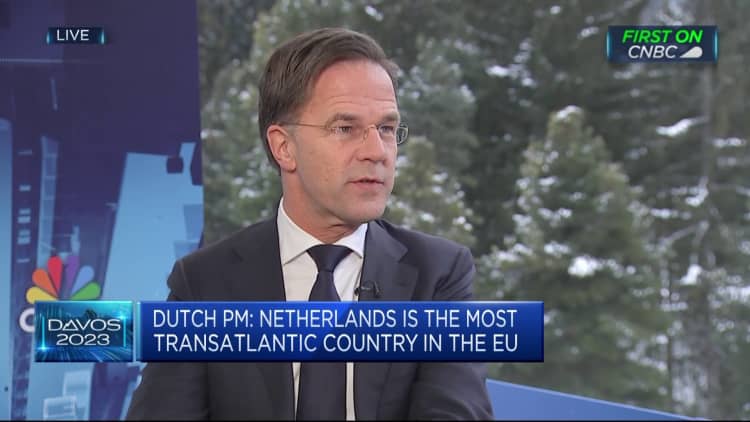 Als een agressor niet wordt uitgedaagd, wordt het hele Westen bedreigd, zegt de Nederlandse premier