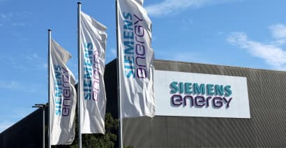 Siemens Energy shares slide 35% after firm seeks support from German government 