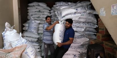 India set to ban sugar exports for first time in 7 years, Reuters reports