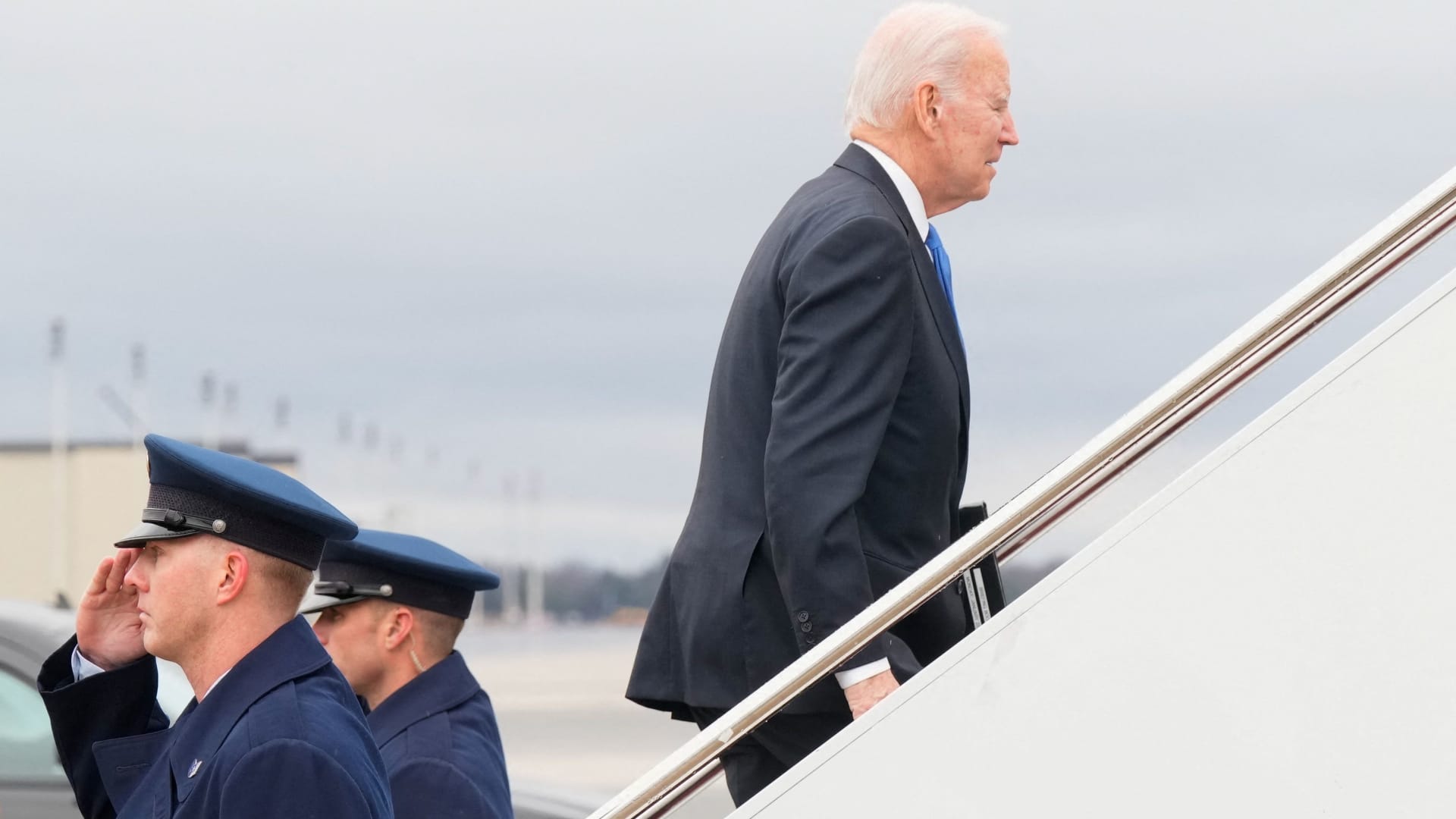 U.S. President Joe Biden boards Air Force One for return travel to Washington, at Dover Air Force Base in Dover, Delaware, U.S., January 23, 2023. 
