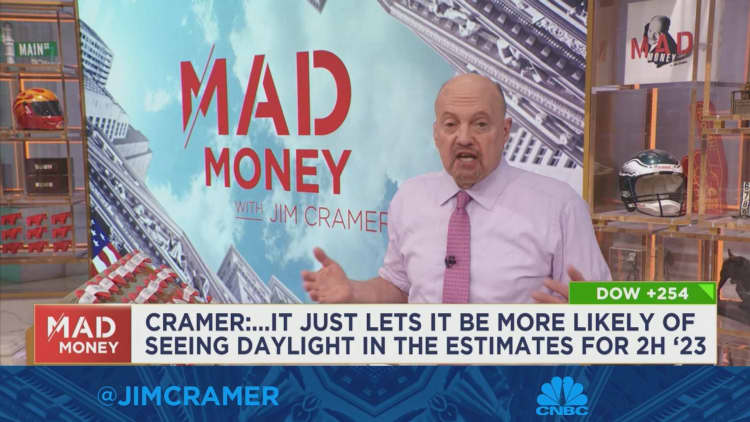 Jim Cramer says these 6 positives could help lift stocks during earnings season