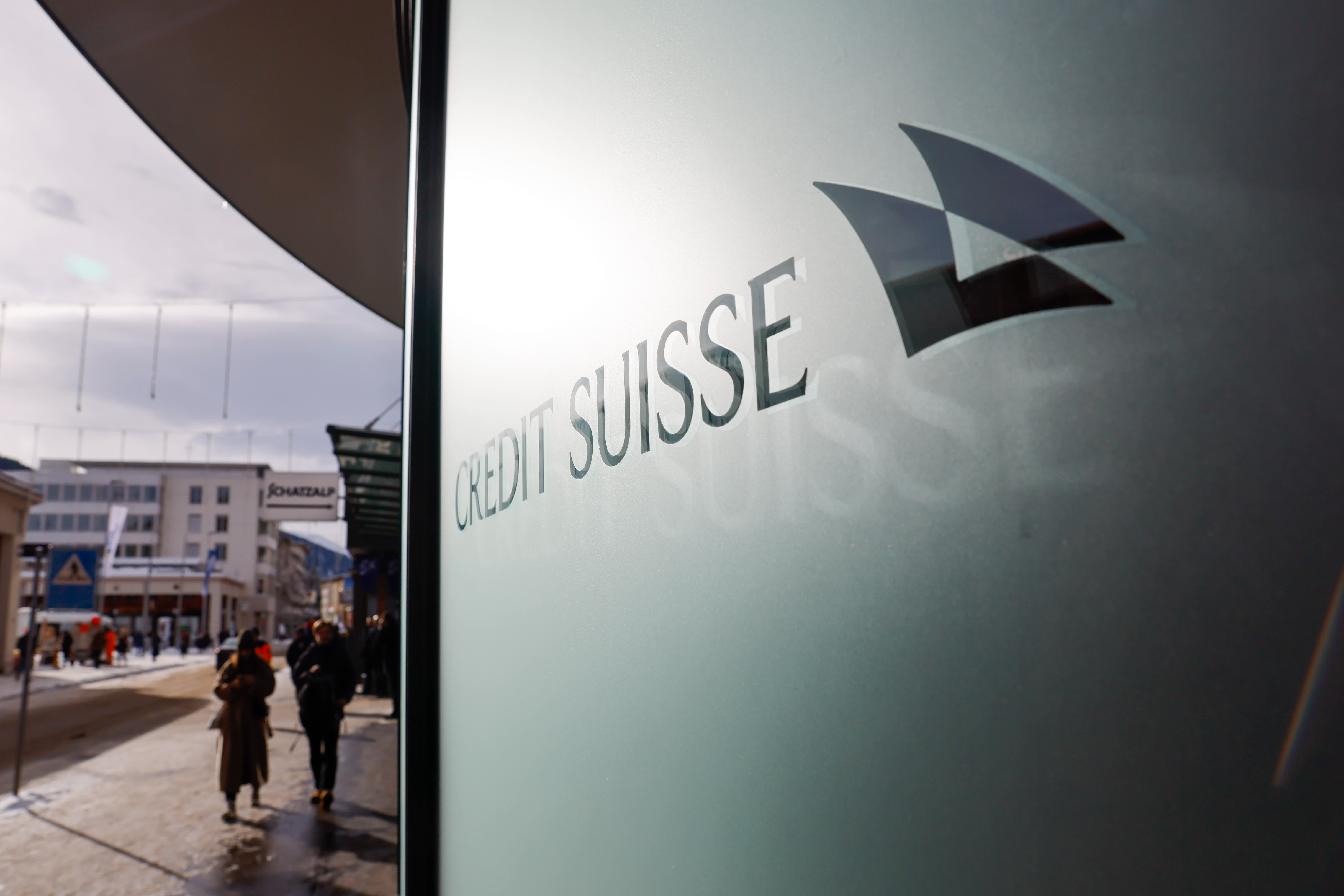 Die Aktien der Credit Suisse fielen um 5%, nachdem in den Finanzberichten „wesentliche Schwächen“ auftauchten