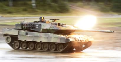 Germany resists intense pressure over tanks for Ukraine