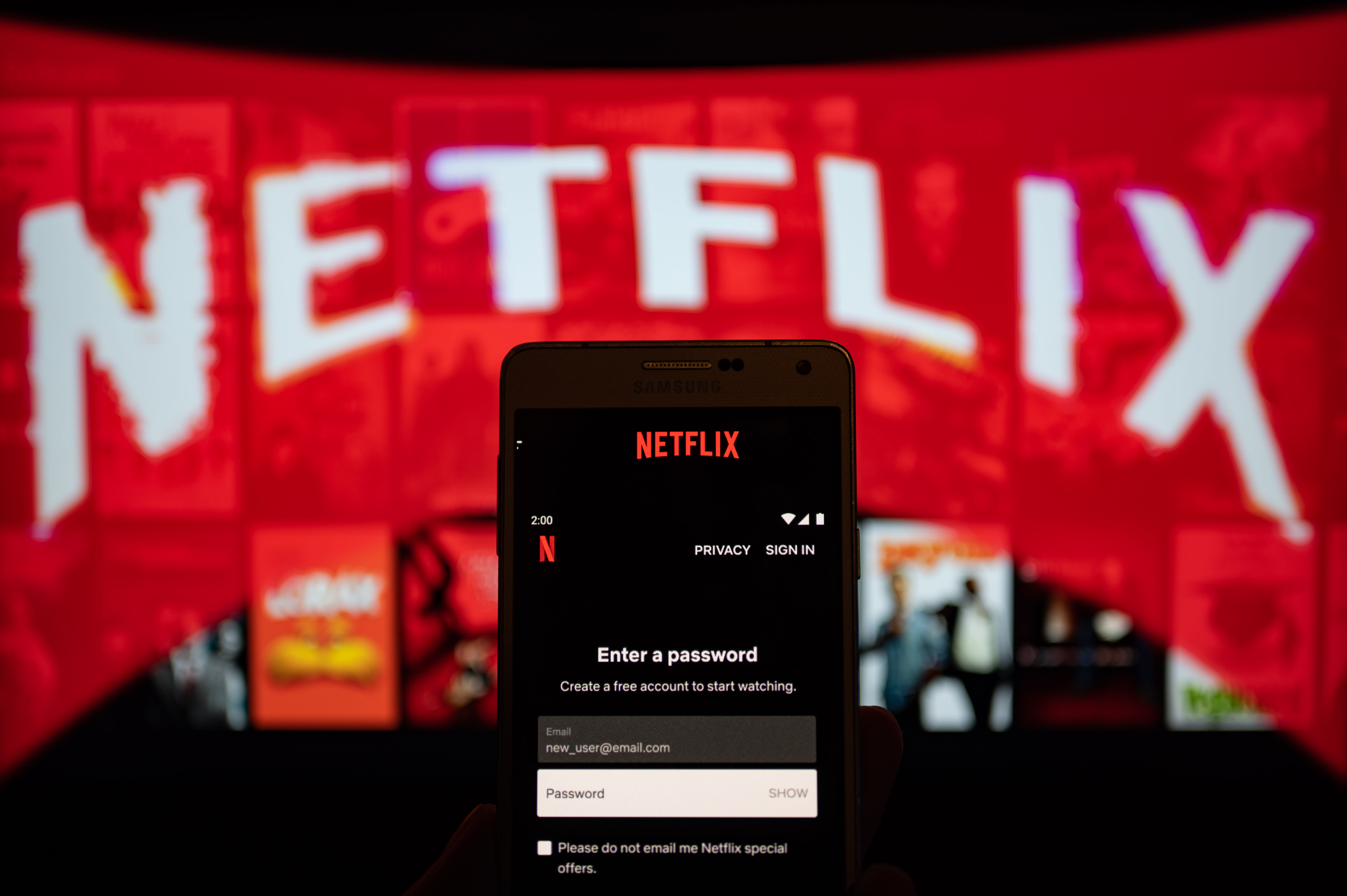 La répression du partage de mots de passe aux États-Unis peut entraîner de gros gains pour Netflix, selon Oppenheimer