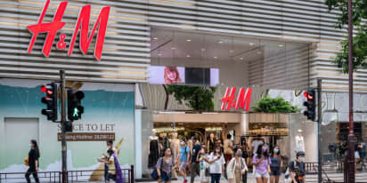 H&M shares jump 14% as profit smashes expectations 