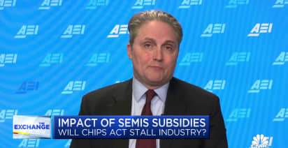 AEI's James Pethokoukis weighs in on Intel's outlook amid dismal quarter