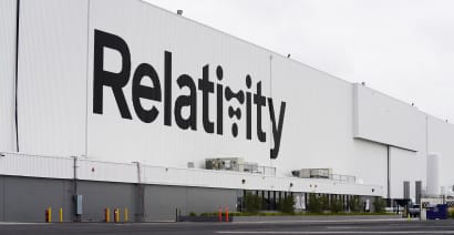Inside Relativity Space's monster factory 3D-printing reusable rockets