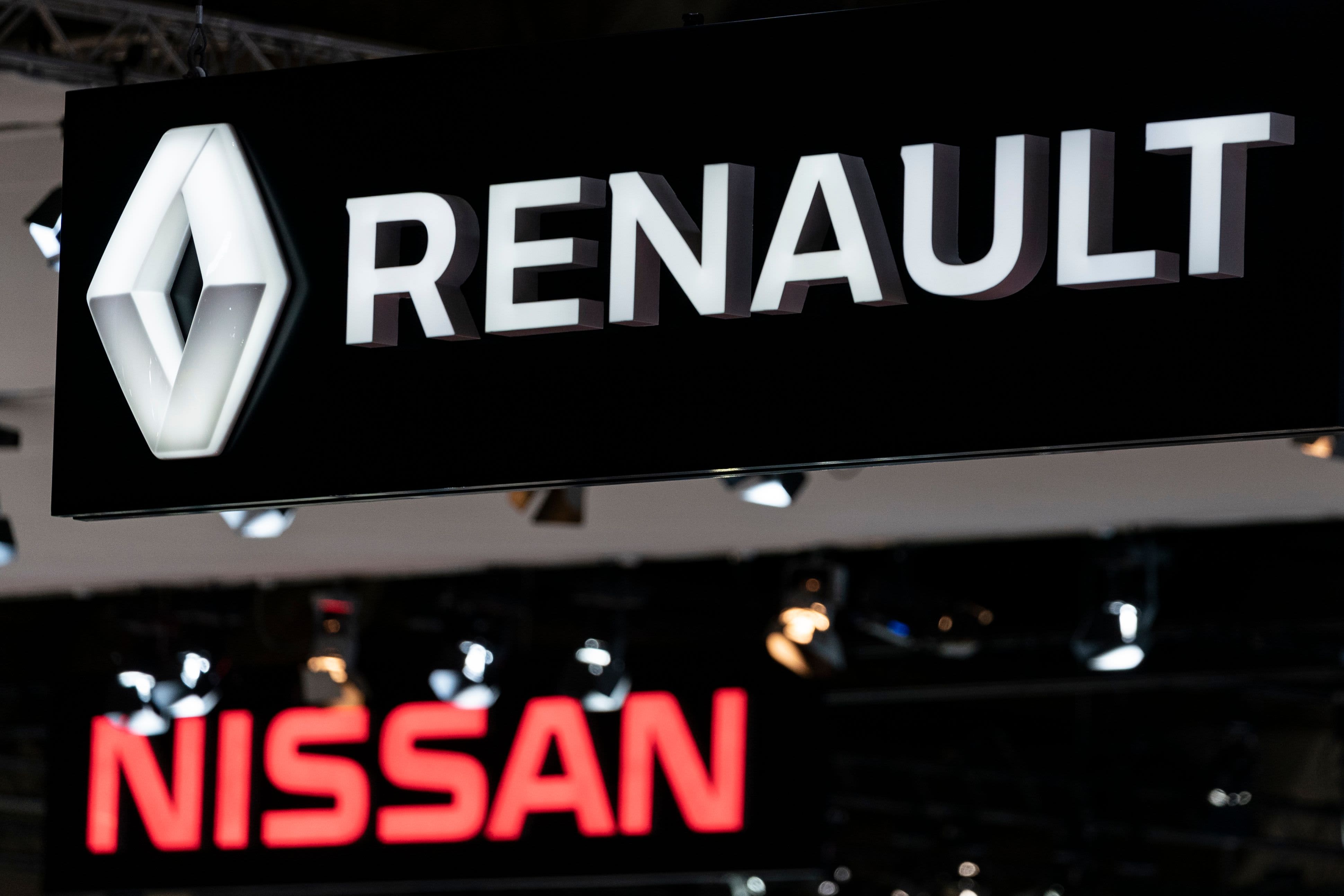 renault slashes nissan stake as the automakers overhaul their decades-long alliance