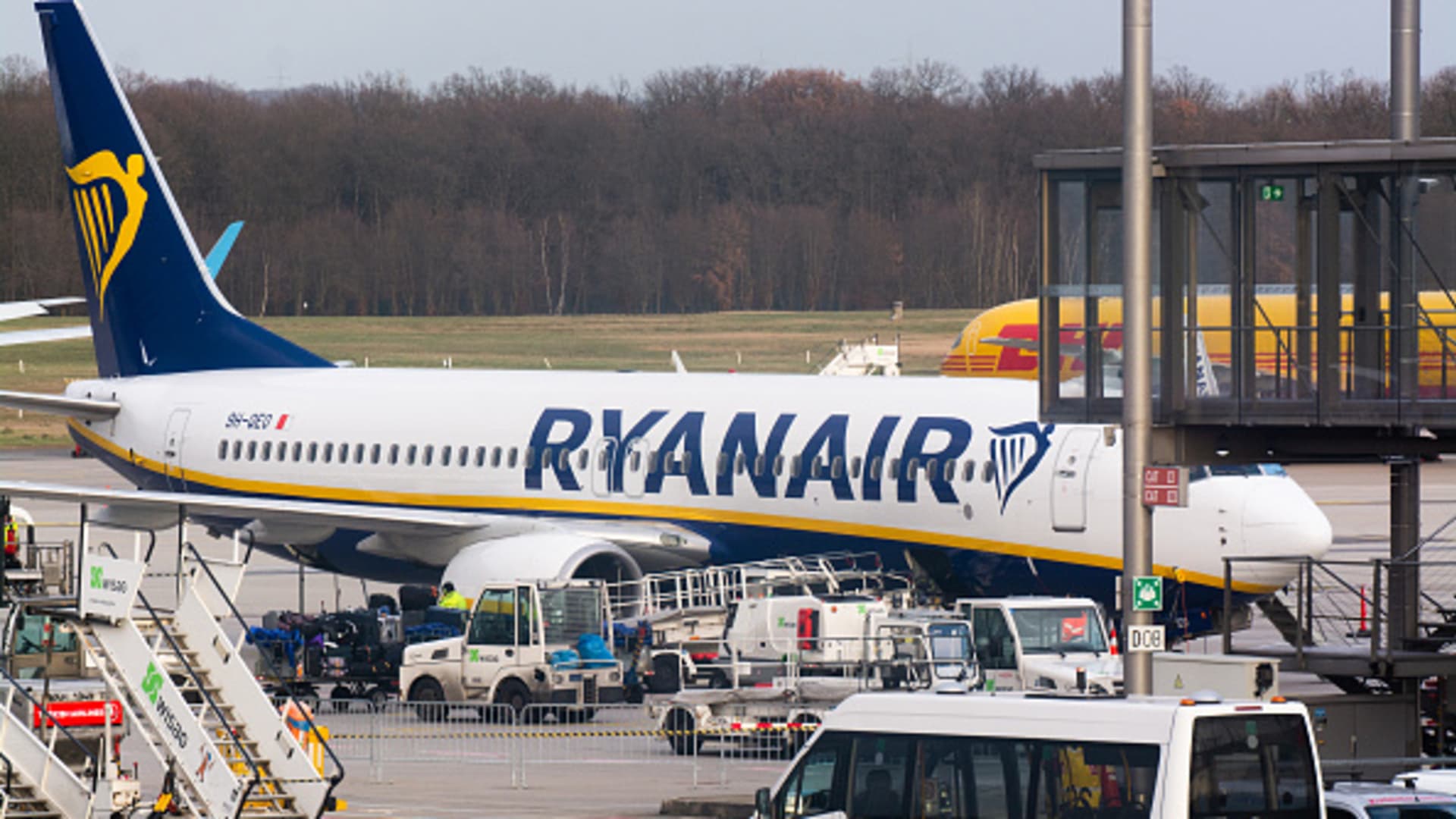 Ryanair reports bumper profit on ‘favorable’ fuel hedges, sees major industry consolidation
