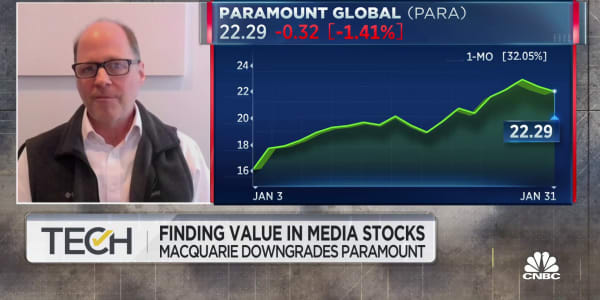 Watch CNBC's full interview with Macquarie's Tim Nollen on downgrading Paramount shares