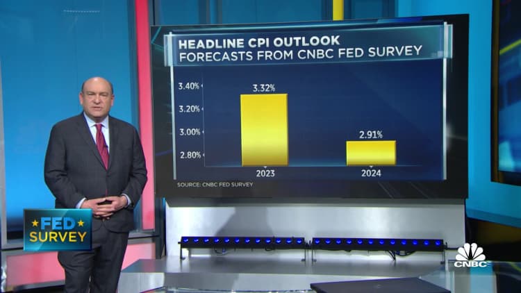 CNBC Fed Survey: Half of economists polled say US is heading for a recession