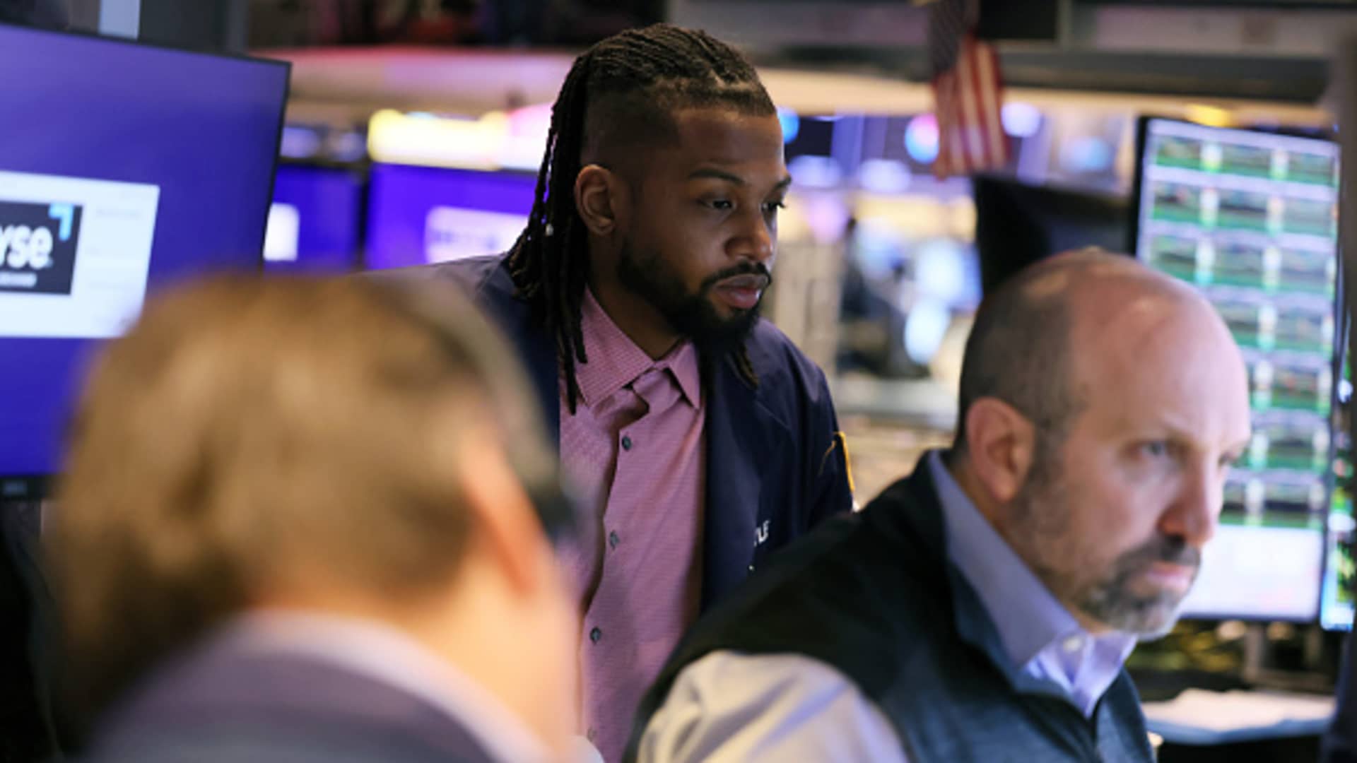 5 things to know before the stock market opens Monday