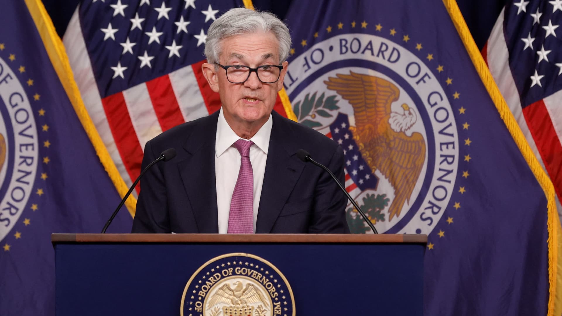 U.S. Federal Reserve Chair Jerome Powell addresses reporters after the Fed raised its target interest rate by a quarter of a percentage point, during a news conference at the Federal Reserve Building in Washington, U.S., February 1, 2023. 