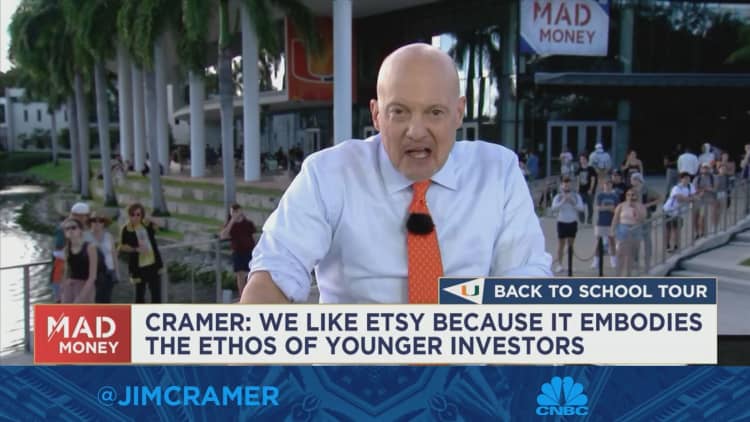 Jim Cramer Says He Likes These 3 Junior Growth Stocks For Young Investors