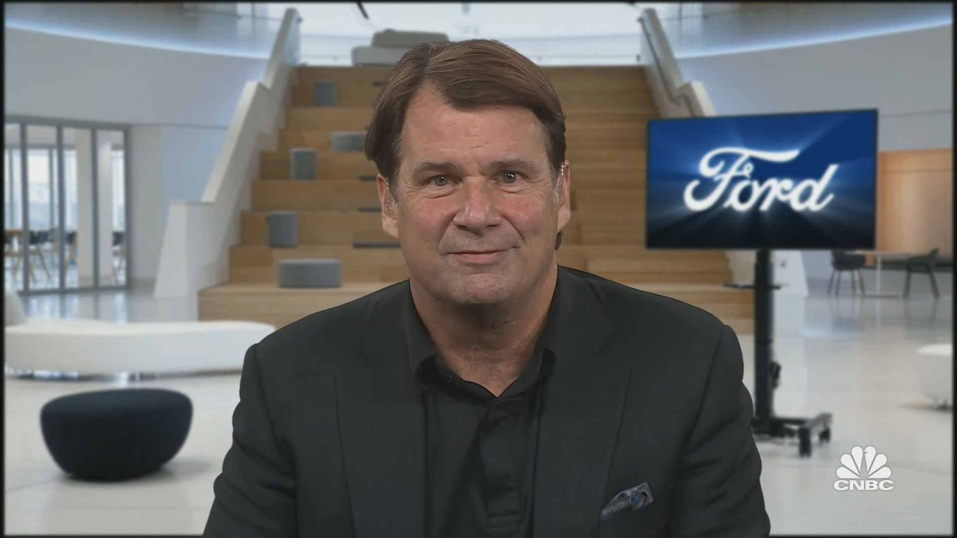 Ford CEO Jim Farley responds to rough quarter and carmaker losing $2 billion in 2022