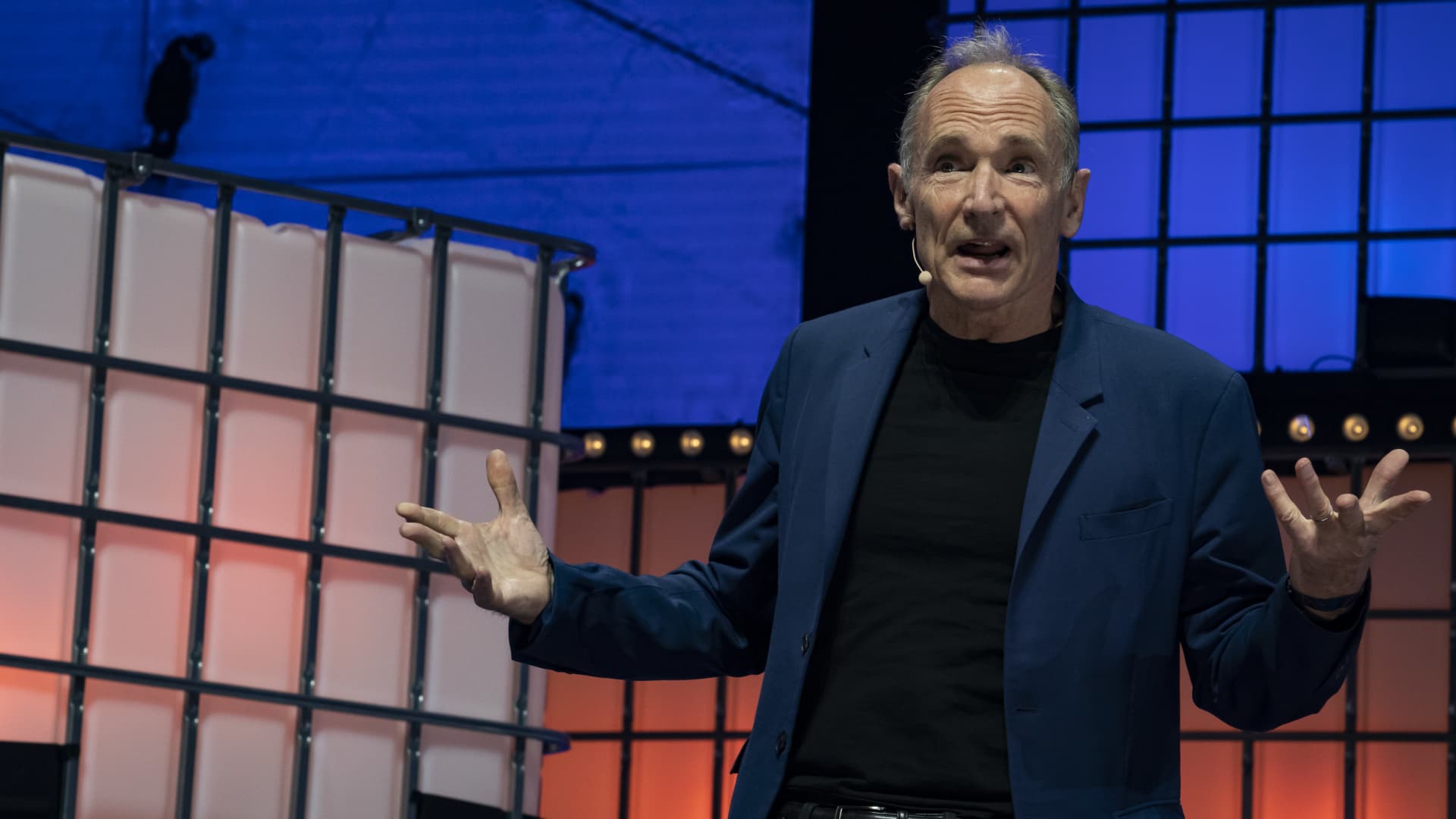 World Wide Web inventor Tim Berners-Lee calls crypto ‘dangerous’ and likens it to gambling