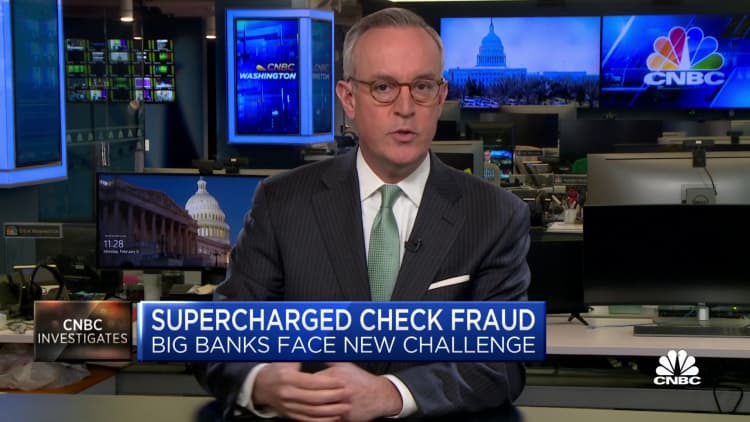 Supercharged check fraud: Big Banks face new challenge