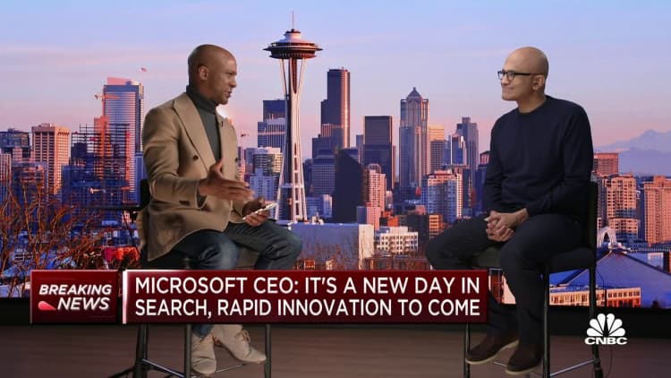 El gran negocio de software más rentable es la 'búsqueda', dice el CEO de Microsoft, Satya Nadella