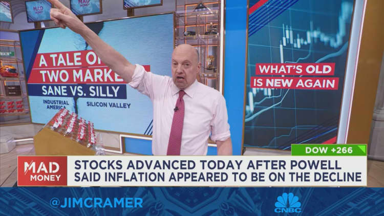 جیم کرامر می‌گوید با وجود بازار صعودی، اصول سرمایه‌گذاری را فراموش نکنید