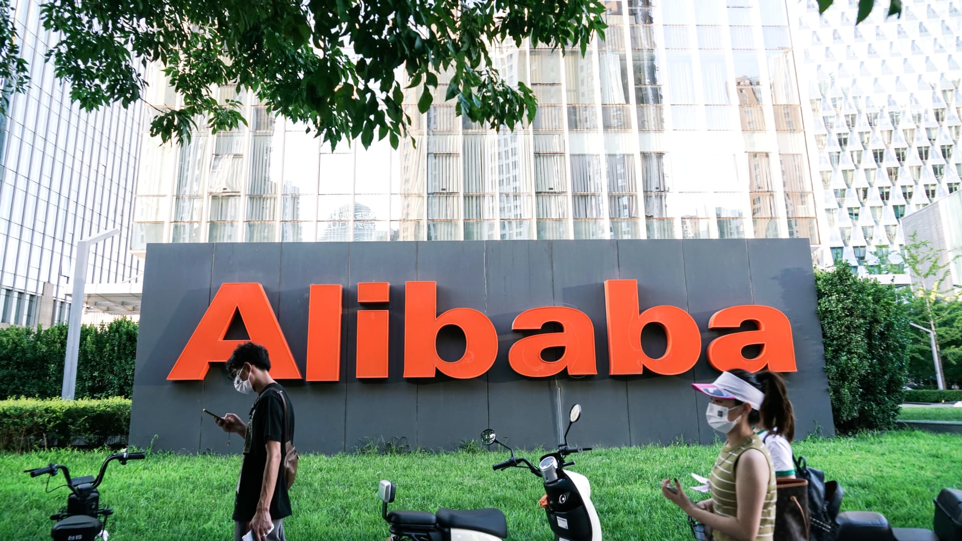 Alibaba shares drop after the Chinese giant posts 86% profit drop but beats revenue expectations