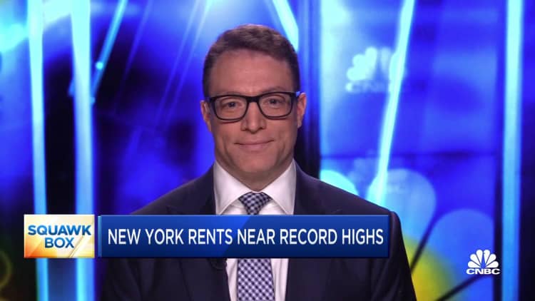 Median rents in Manhattan hit a record in January