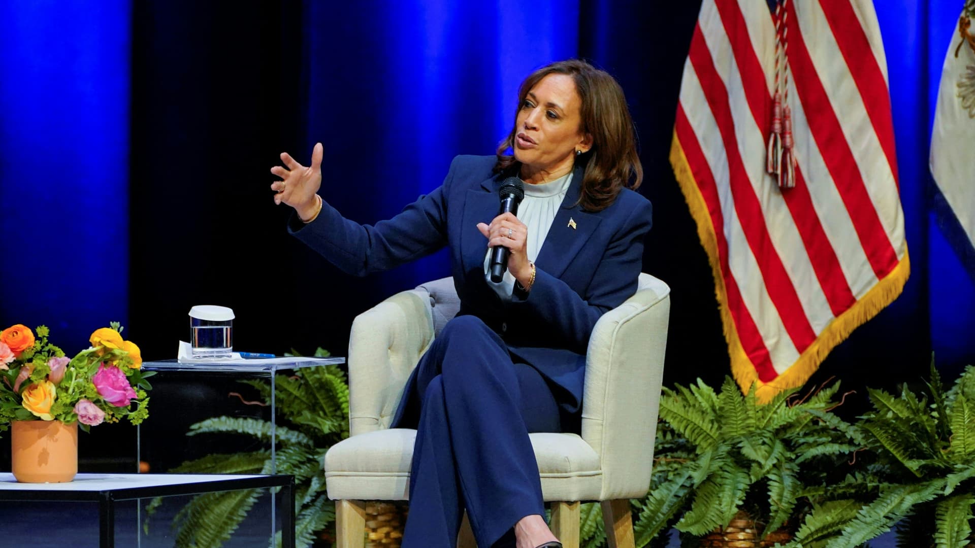 Kamala Harris to discuss A.I. in meeting with Google, Microsoft, OpenAI and Anthropic CEOs