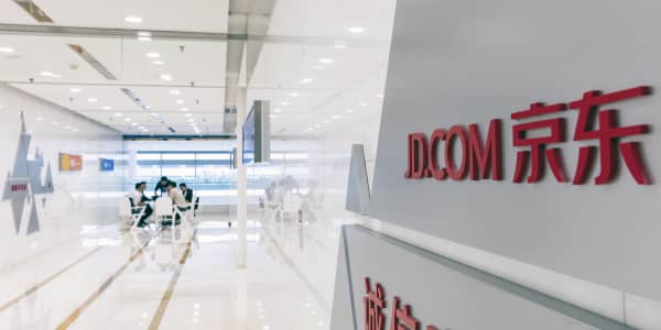 Loop Capital downgrades this Chinese e-commerce stock, citing rising competition