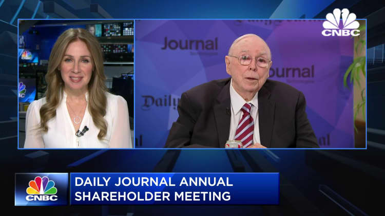 Charlie Munger weighs in on ChatGPT3: Artificial intelligence is not going to cure cancer