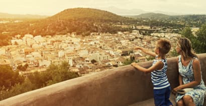 Digital nomads can now live in Spain with their families — if they earn enough