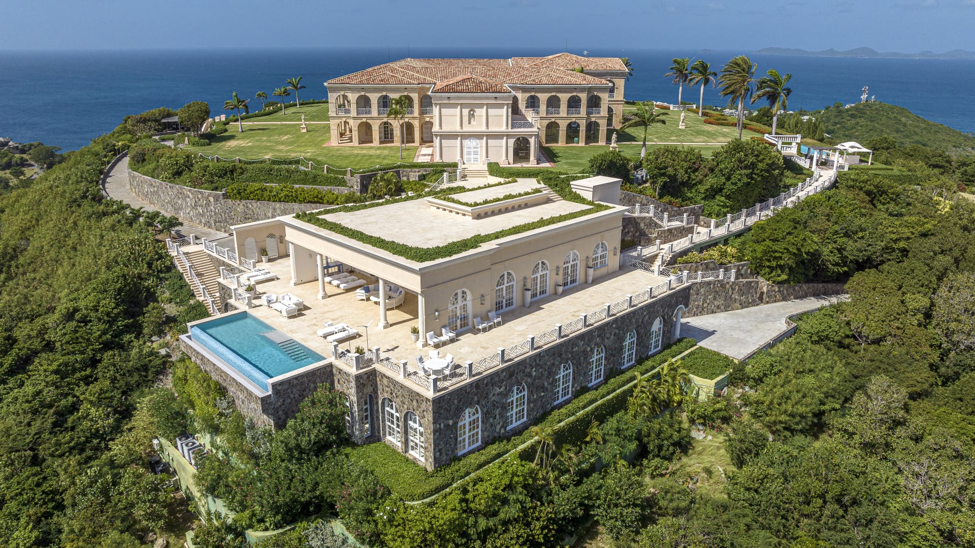 The Terrace's Annex is in the foreground just below the main villa, together the two structures span about 28,000 sq ft.