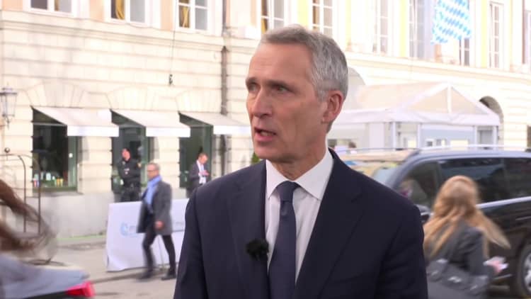 No signs that Russia is 'preparing or planning for peace,' NATO Secretary-General Jens Stoltenberg says