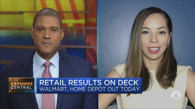 Refinitiv: Walmart still has room to grow and gain market share from high and low end consumers