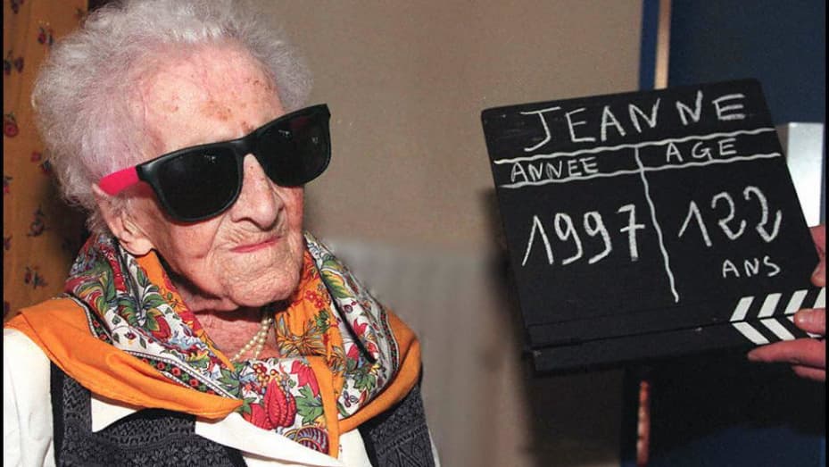 Jeanne Calment, the world's oldest woman, poses for photographers February 20 in Arles, southern France, a day prior her birthday.