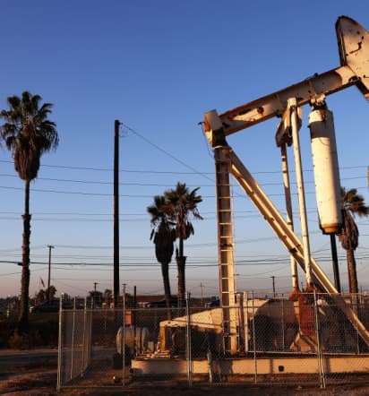 Oil prices pick up on prospect of U.S. replenishing strategic reserve
