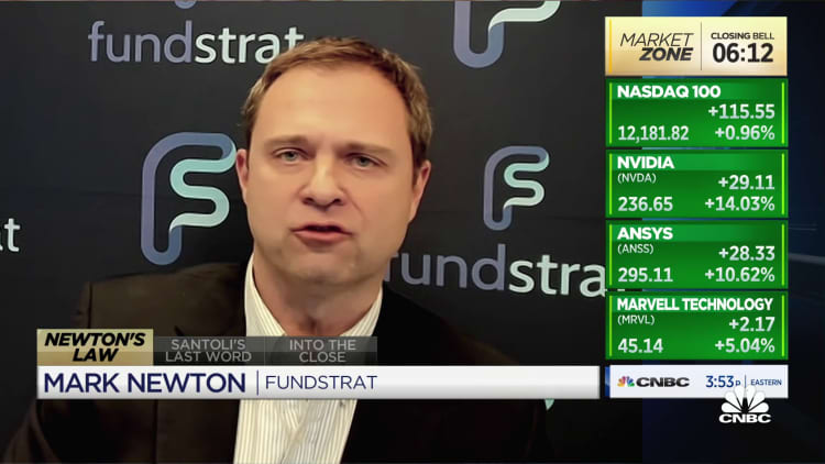 Fundstrat's Mark Newton expects a rally in the Treasury market near-term