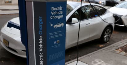 Biden administration softens EV mileage rule in a win for automakers