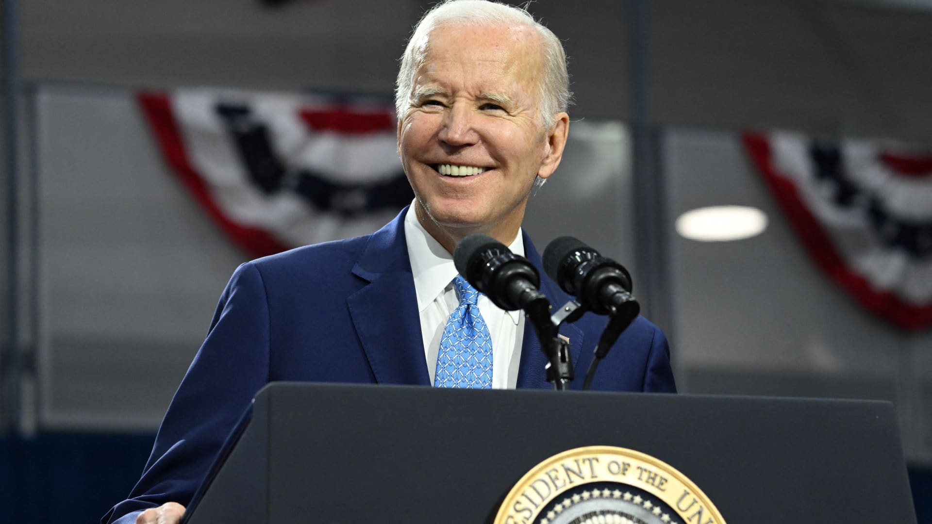 Biden calls for tax on the wealthy to extend Medicare funding