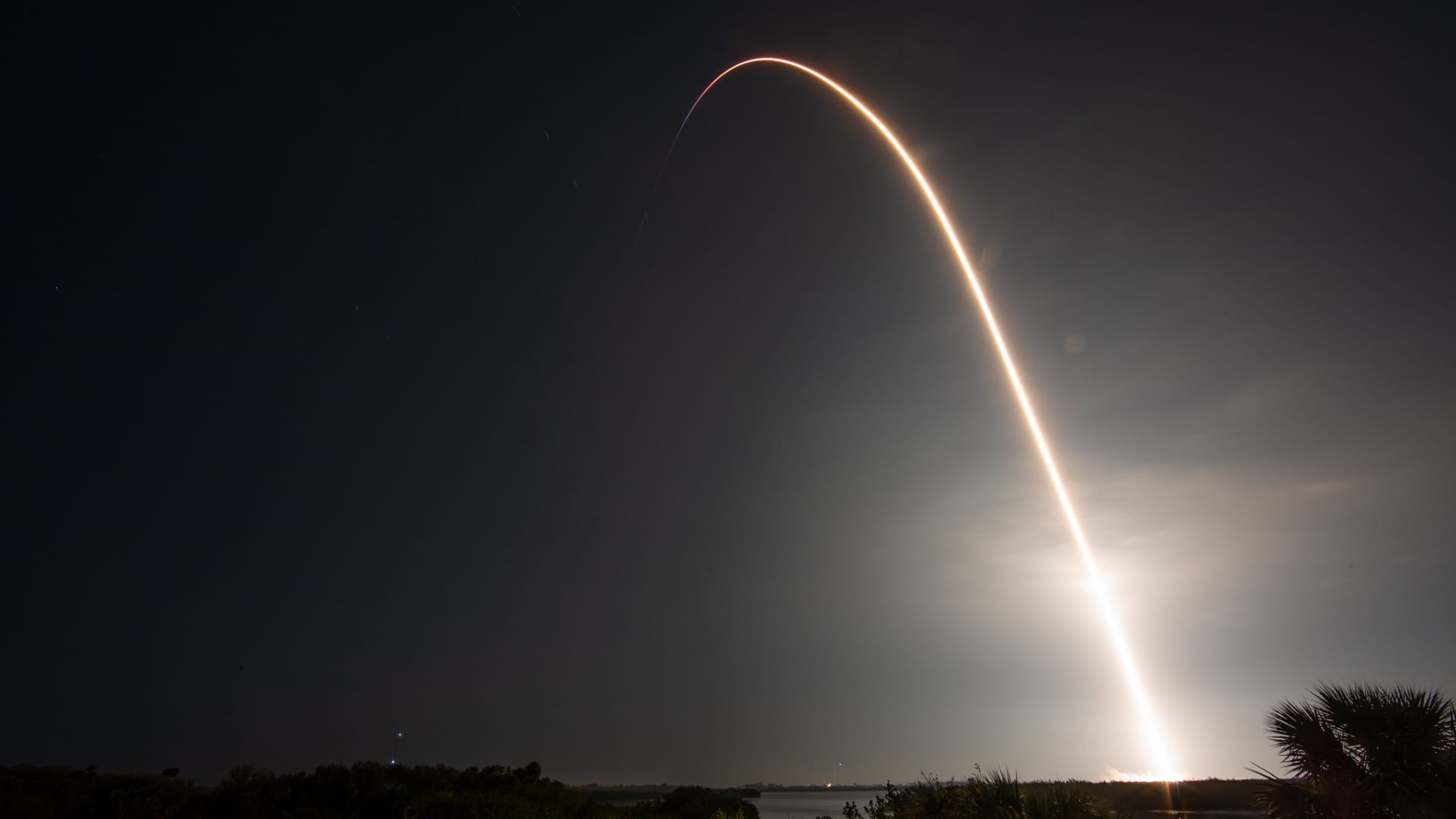 Photo of SpaceX launches Crew-6 mission for NASA, sending four more astronauts to the space station