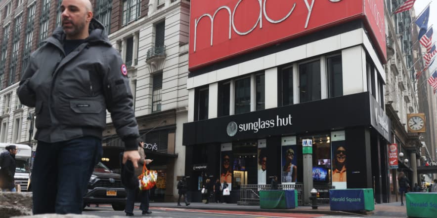 Macy’s slashes its full-year outlook even as earnings beat
