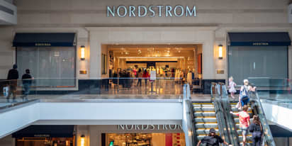 Nordstrom tops first-quarter sales expectations, even as shoppers spend less 