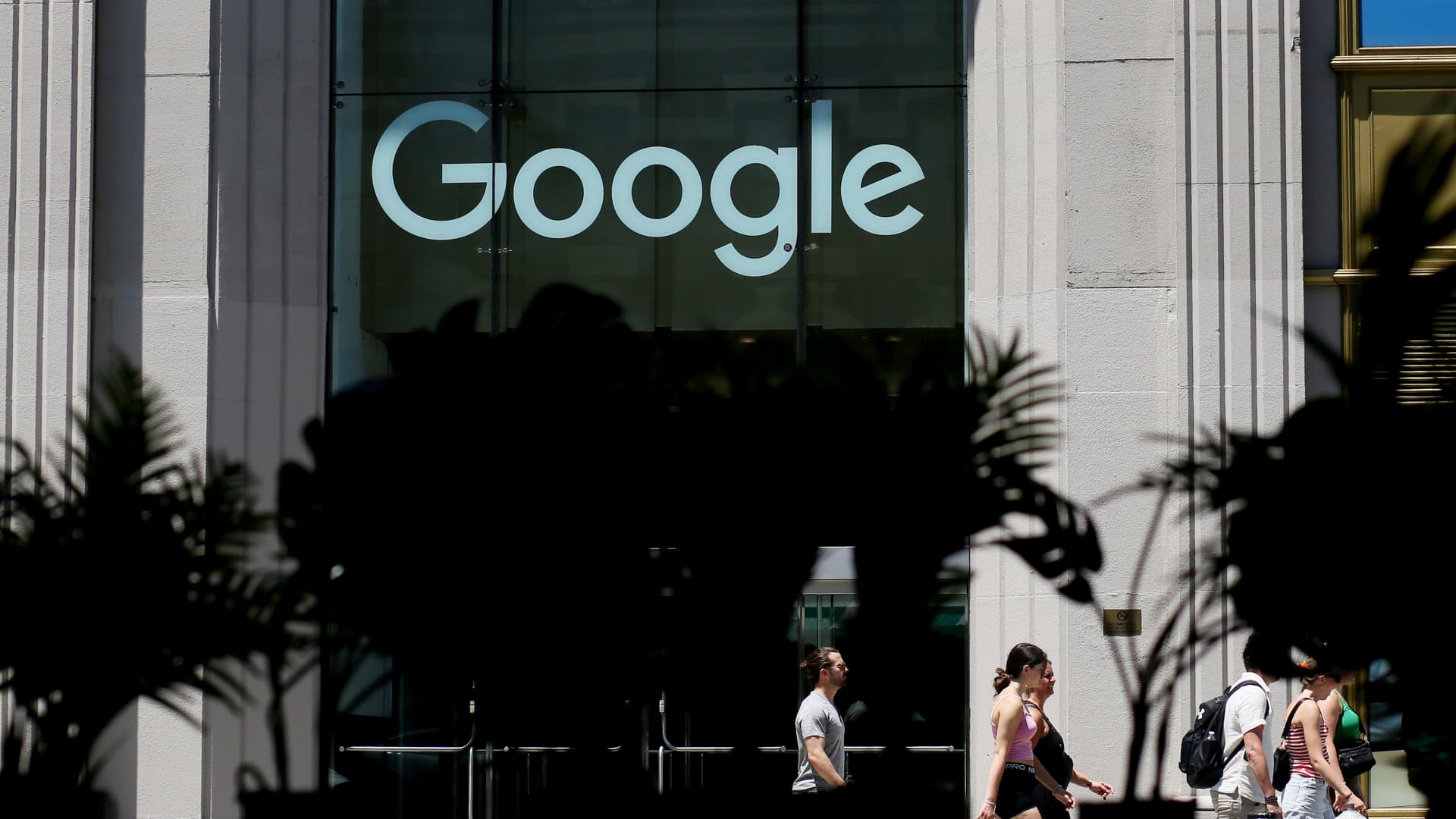 Google stacks its legal team with former DOJ employees as it faces antitrust cases