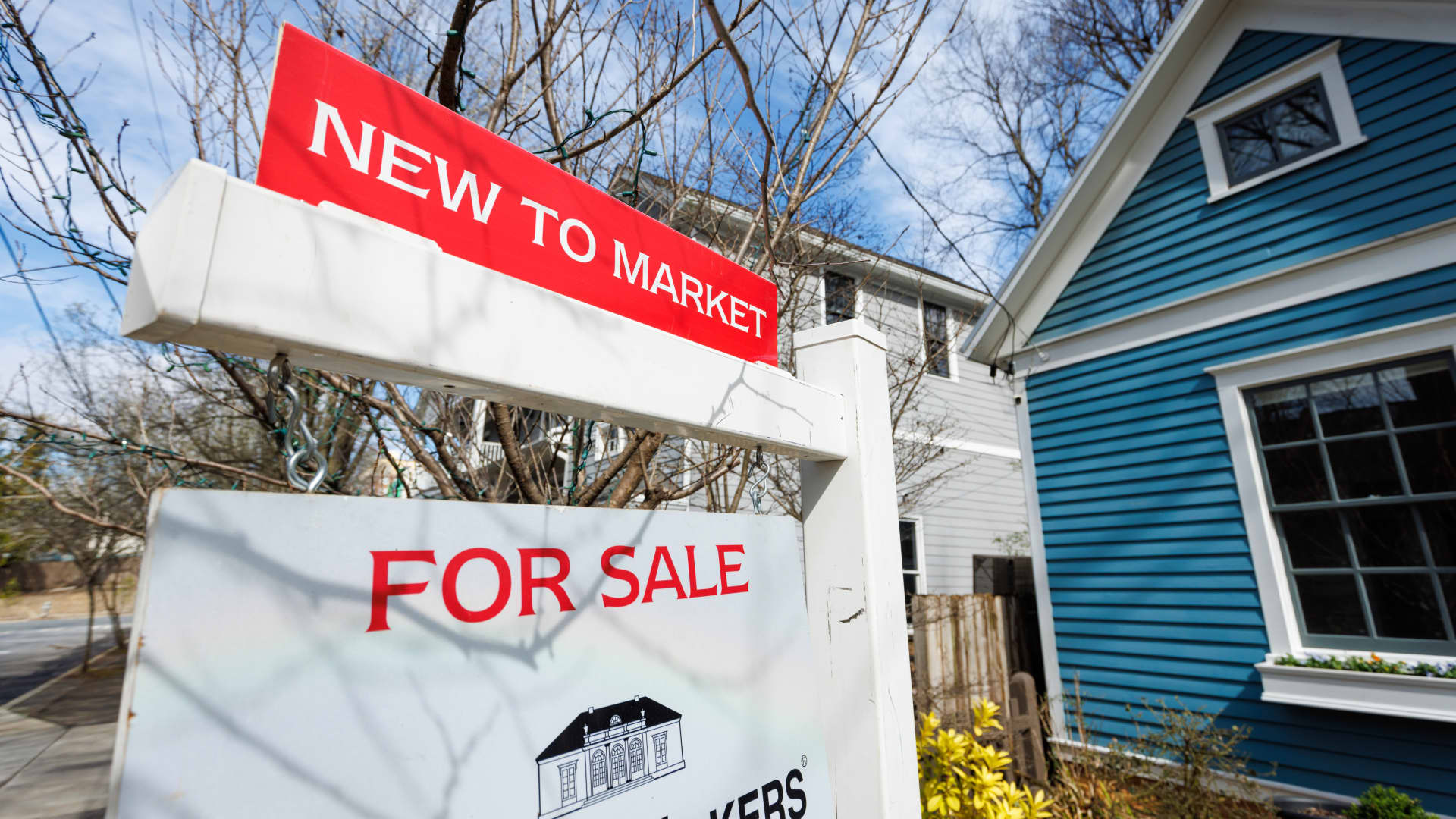 Mortgage demand recovers slightly, despite rising rates